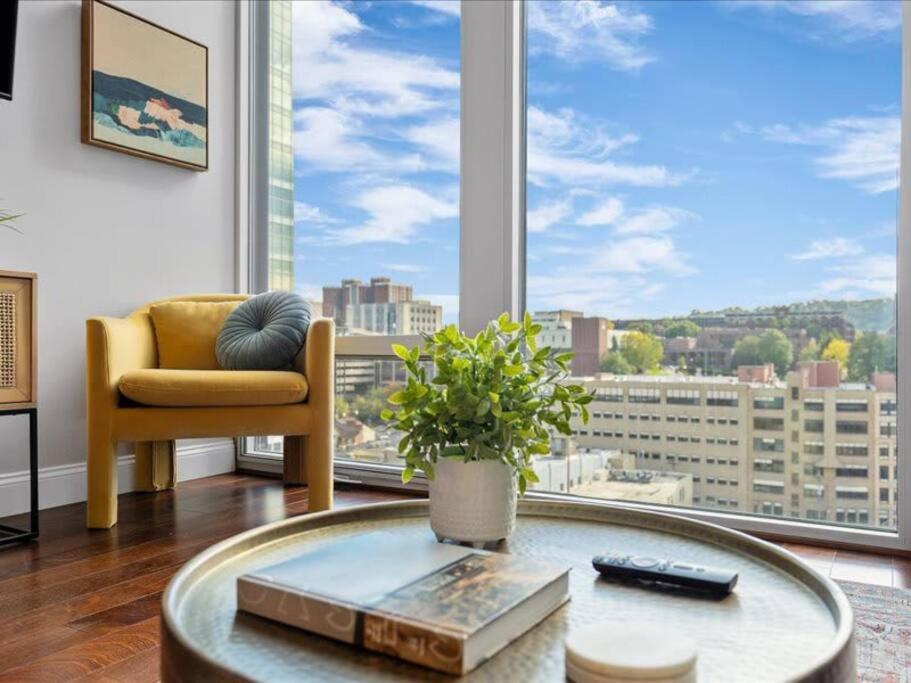 Cozysuites Dream 1Br, Ppg Paints Arena, Pitts Πίτσμπουργκ Εξωτερικό φωτογραφία